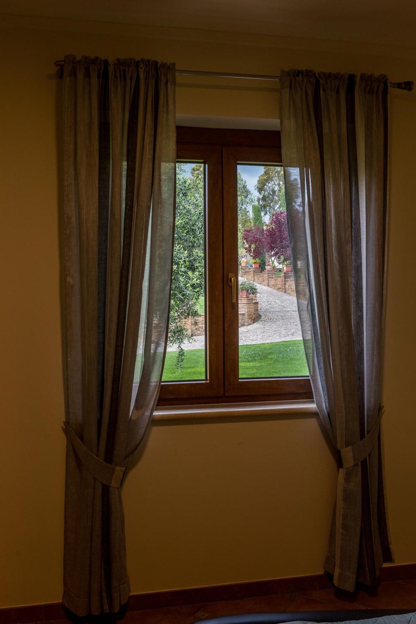 Villa Gli Eucalipti Cerveteri Δωμάτιο φωτογραφία